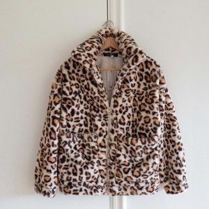NWT  SUPER SOFT Faux Leopard Fur Coat